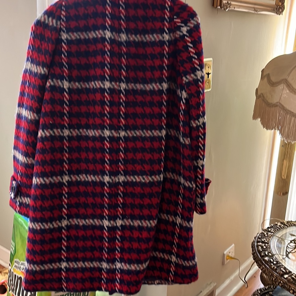 Coat - Picture 2 of 4
